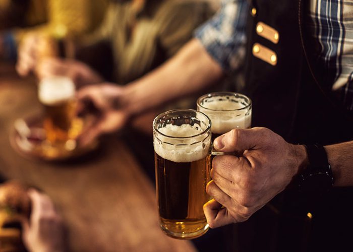 Il perfect serve della birra: i 4 passaggi chiave